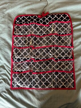 Hanging Pocket Organizer - Black & Red Multi-Pocket Storage